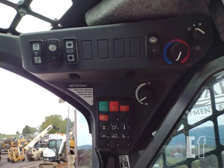 deere-325g-image-8