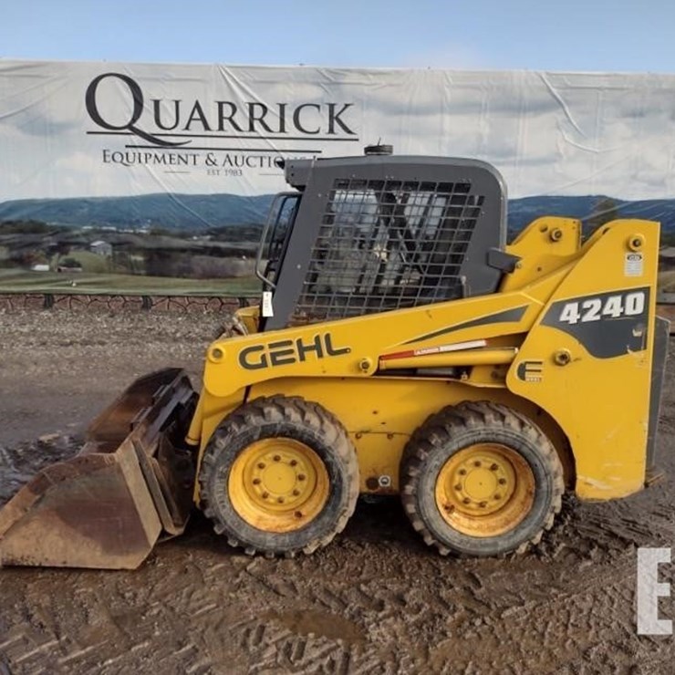 GEHL 4240