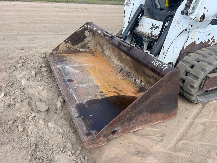 2022-bobcat-t595-image-9