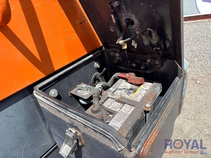 2018-doosan-dl220-5-image-10