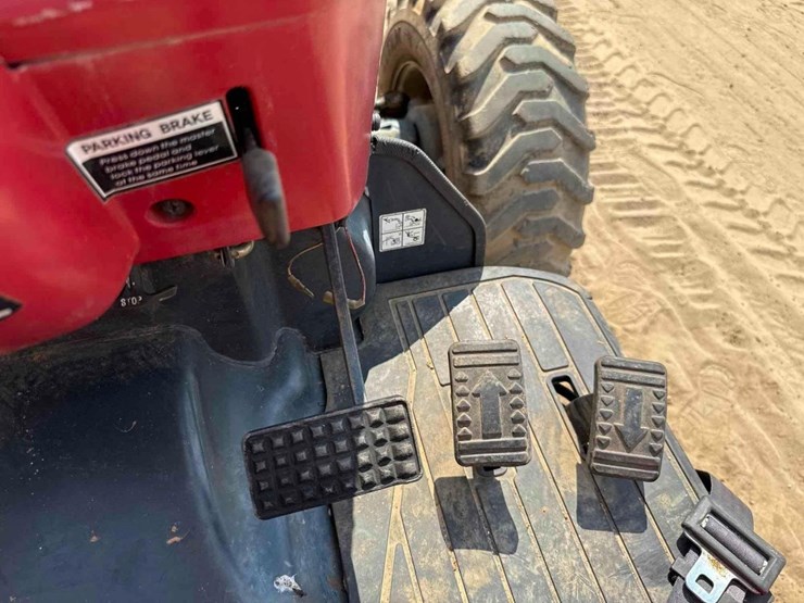 mahindra-2810-image-26