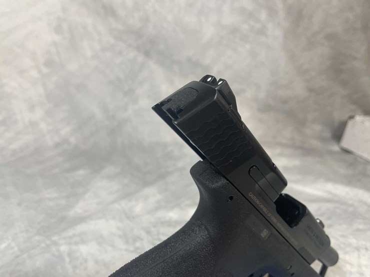 #4812-•-smith-&-wesson-m+p-shield-plus-9mm-luger-pistol,-sn:-ekn0566-image-13