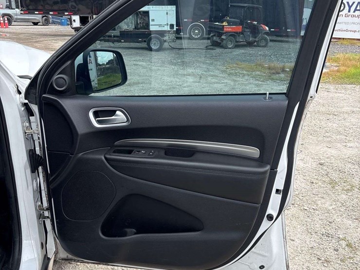 2019-dodge-durango-image-22
