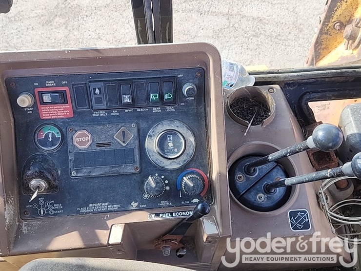 1996-john-deere-310d-image-30