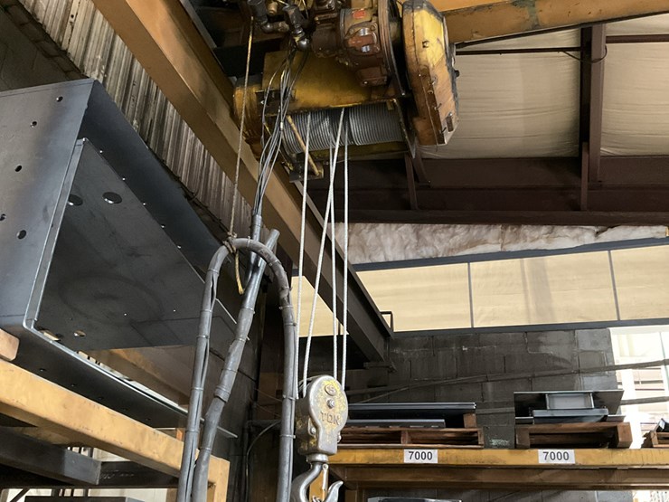 #114-•-detroit-5-ton-bridge-crane-image-1