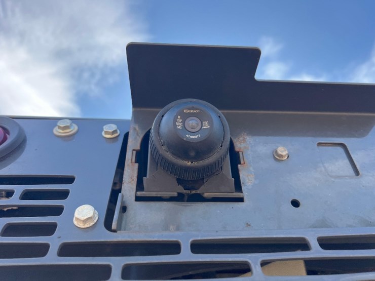 2021-deere-624p-image-20