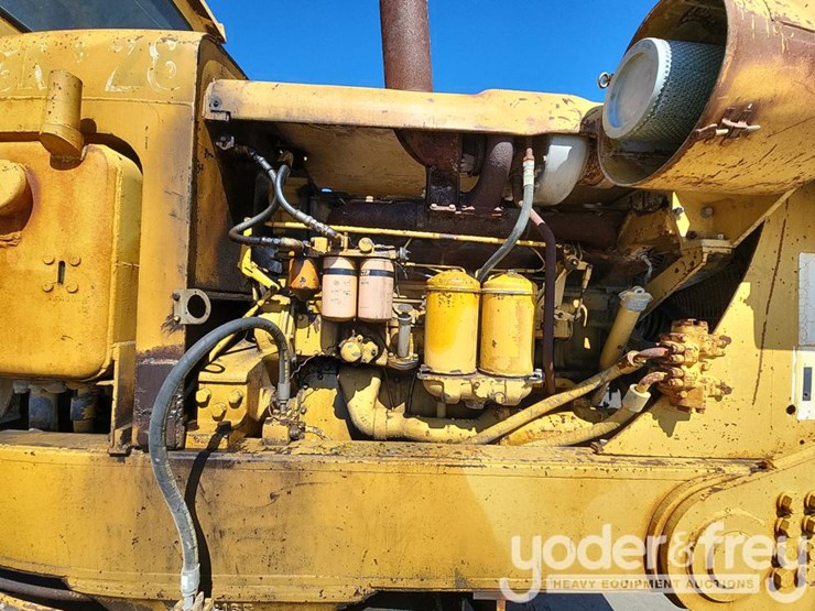 caterpillar-16g-image-42