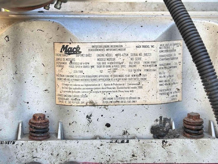 2009-mack-granite-tandem-axle-dump-truck-image-21