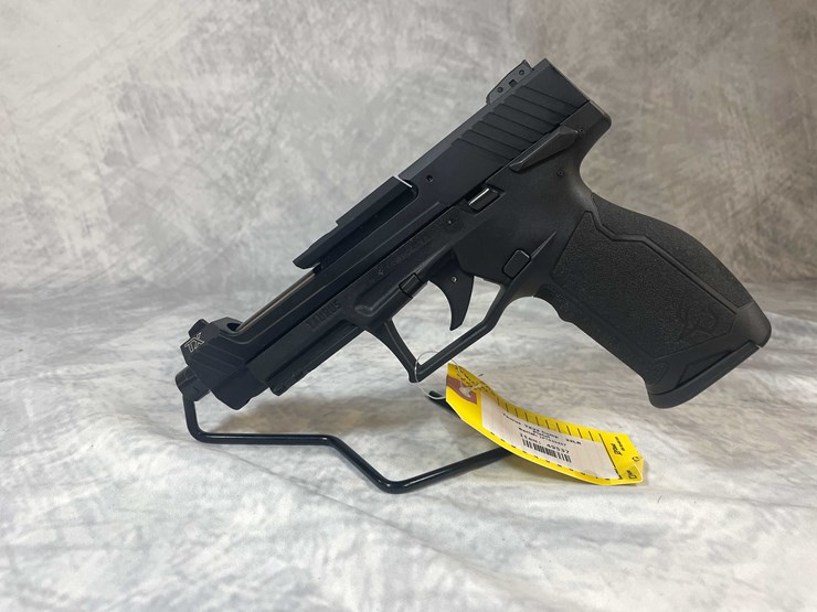 #4801-•-taurus-tx22-competition-22-lr-pistol,-sn:-1pt435457-image-2