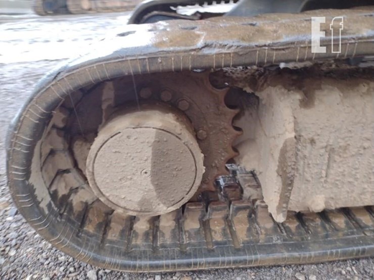 2015-deere-35g-image-35