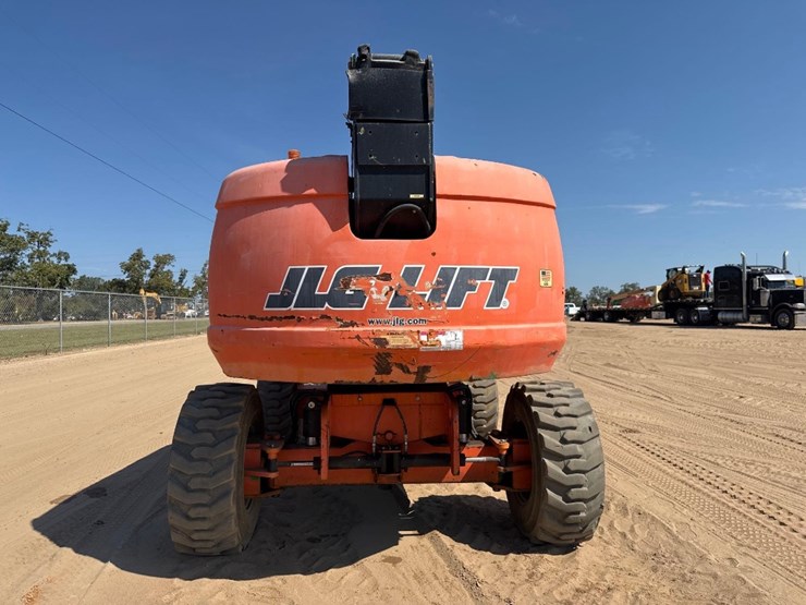 2007-jlg-600s-image-3