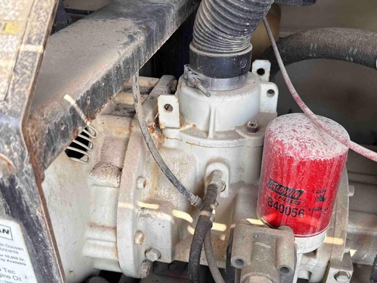 doosan-p185-utility-air-compressor-skidded-image-4