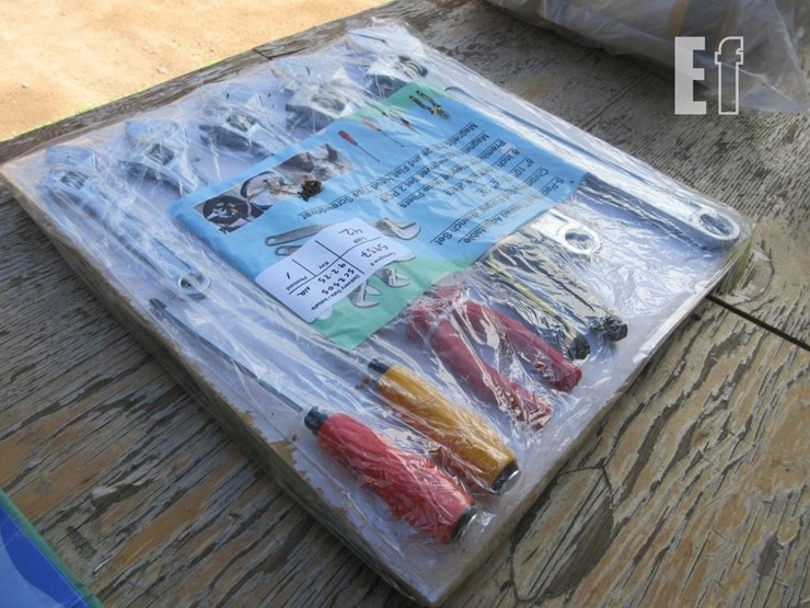 tool-set-image-3