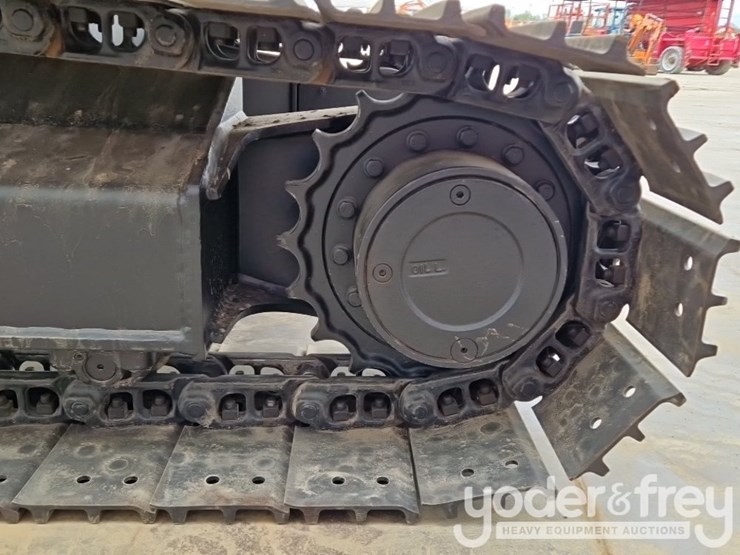 2014-komatsu-pc80mr-3-image-14