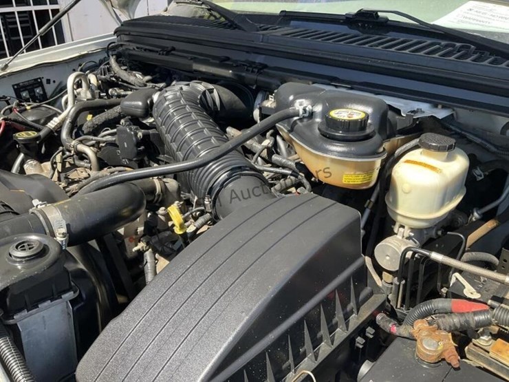 2006-ford-f450-image-18