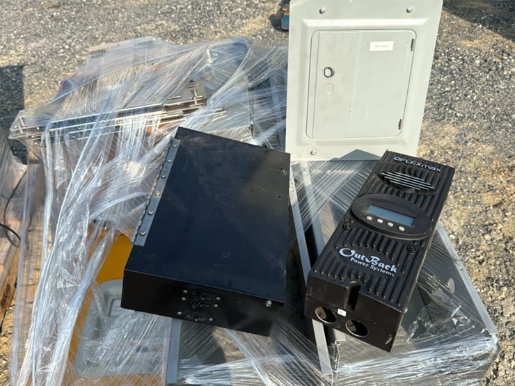 #126-•-inverter-system-and-batteries-image-15
