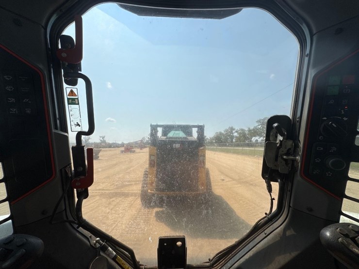 2020-bobcat-t76-image-25