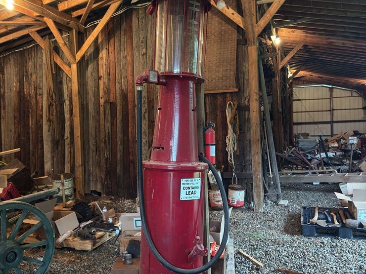 correct-measure-co.-underwriters-laboratories-gas-pump-image-1