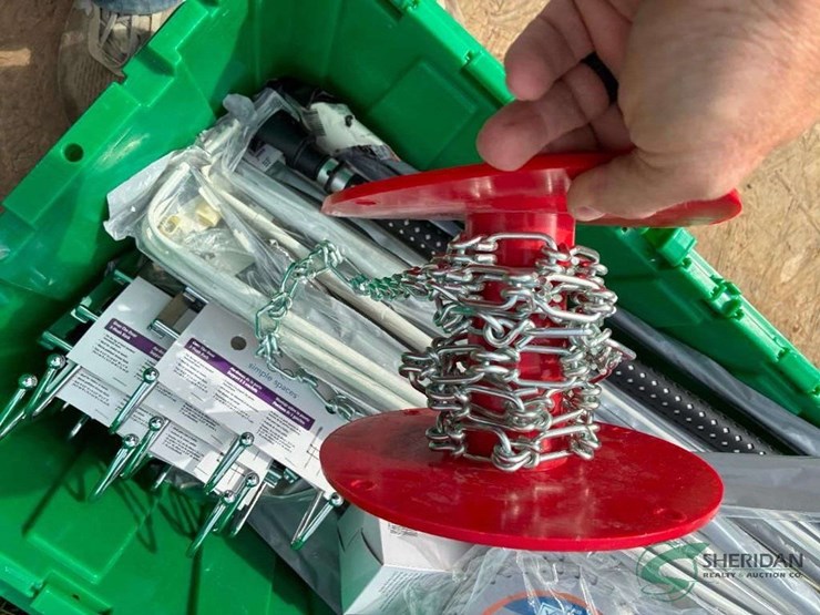 numerous-new-hardware-items-totes-not-included-image-9