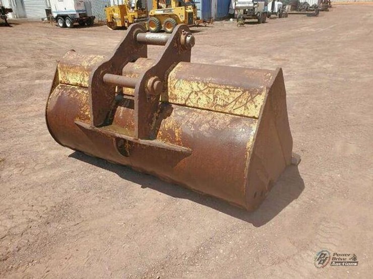 85"-excavator-grading-bucket-image-5