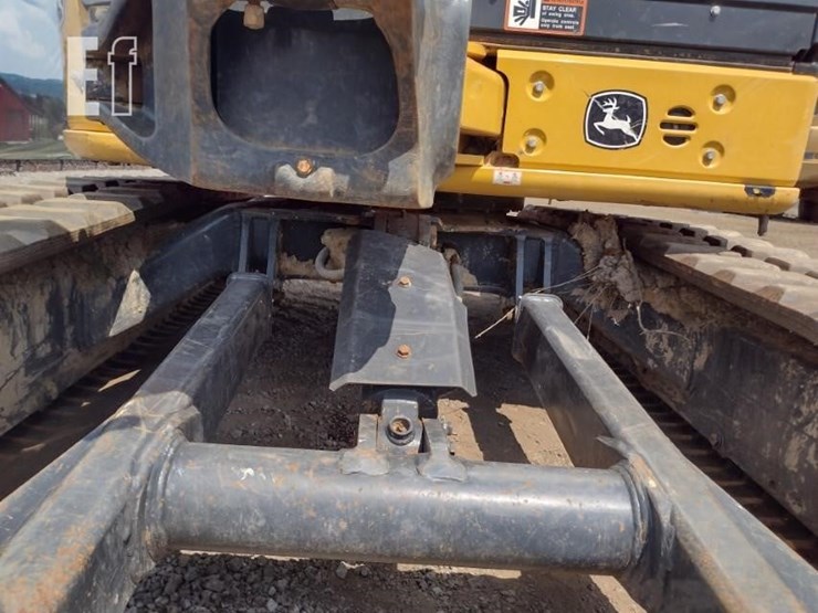 2022-deere-50g-image-23