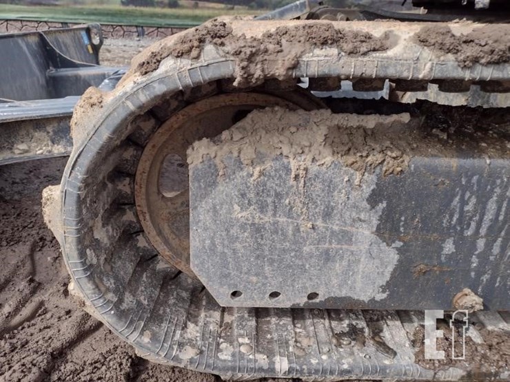 2022-deere-35g-image-33