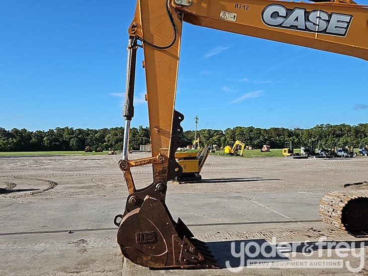 2016-case-cx210d-image-17