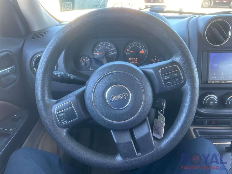 2014-jeep-patriot-image-12