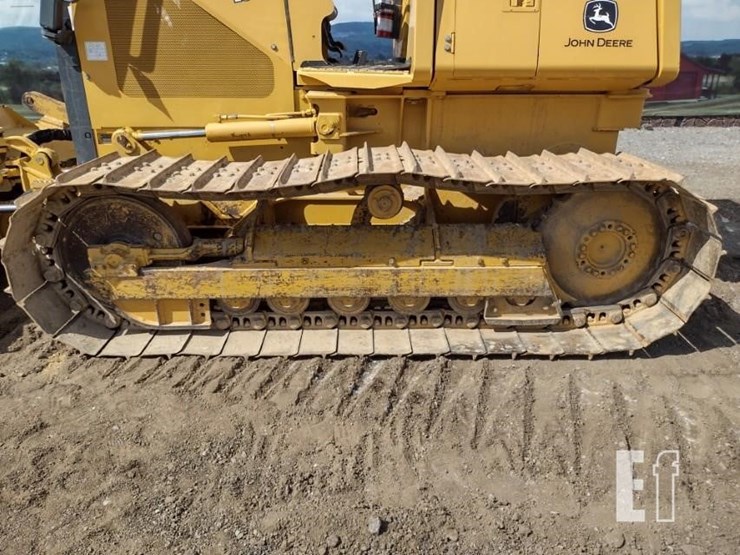 2004-deere-650h-image-18
