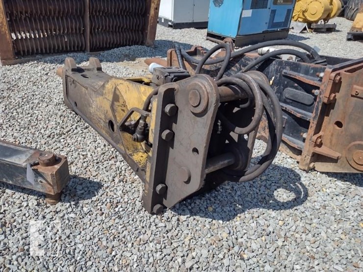 14-magnum-rhb313-6-excavation-hammer-image-1