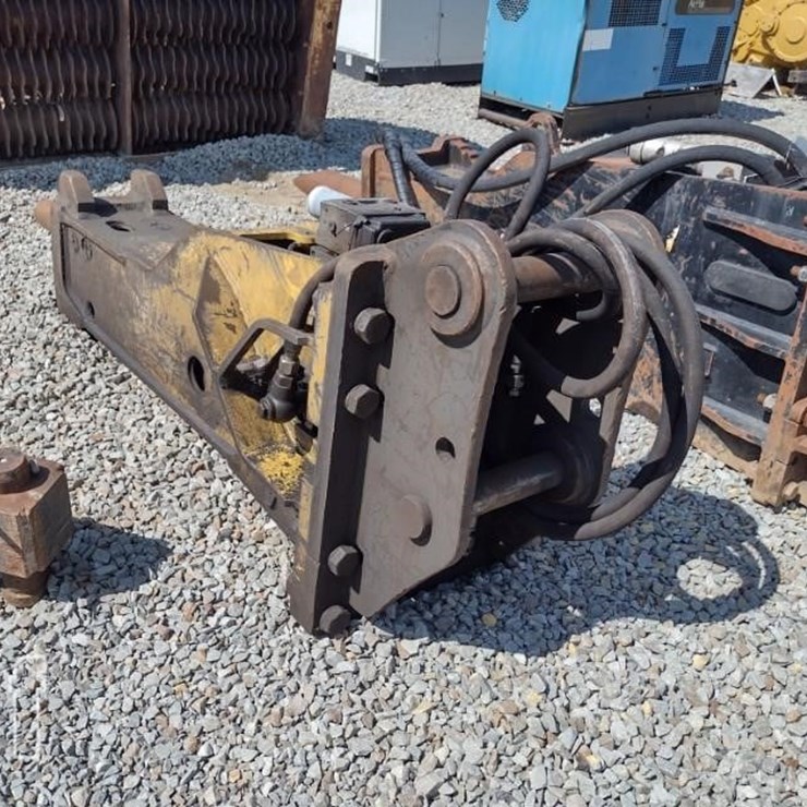 14 MAGNUM RHB313-6 EXCAVATION HAMMER