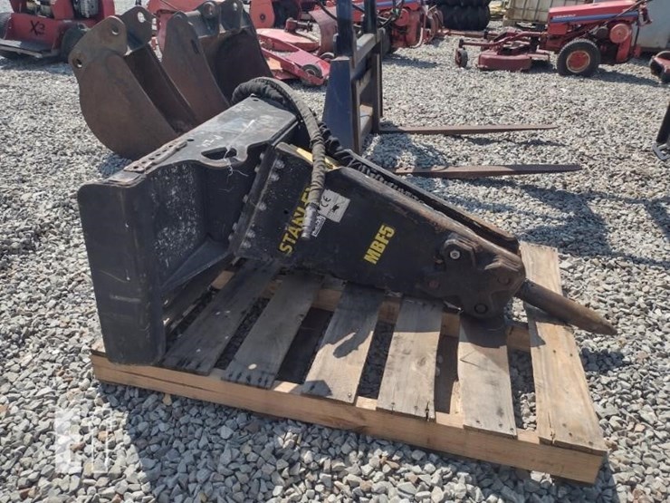 stanley-mbf5-hammer-for-skid-loader-image-1