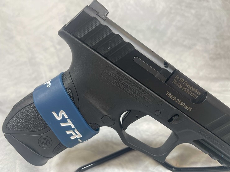 #4813-•-stoeger-str-9c-9mm-luger-pistol,-sn:-t6429-25s01975-image-9