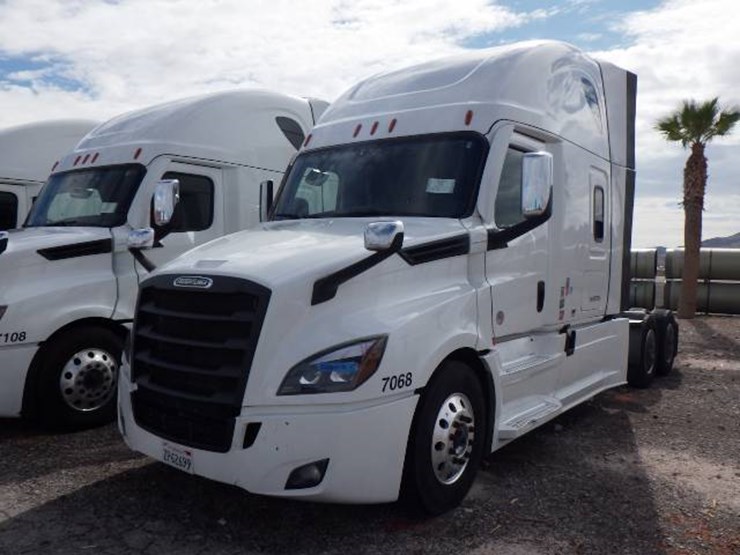 2024-freightliner-cascadia-126-image-1