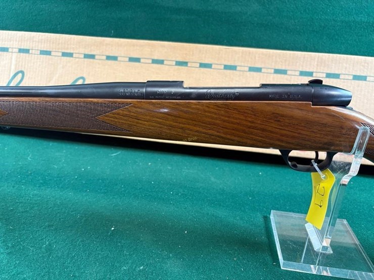 weatherby-mark-v-300-wby-mag-rifle-image-12