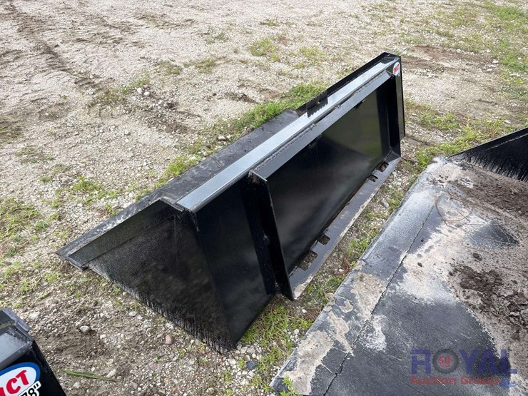 2025-swict-66in-bucket-skid-steer-attachment-image-4