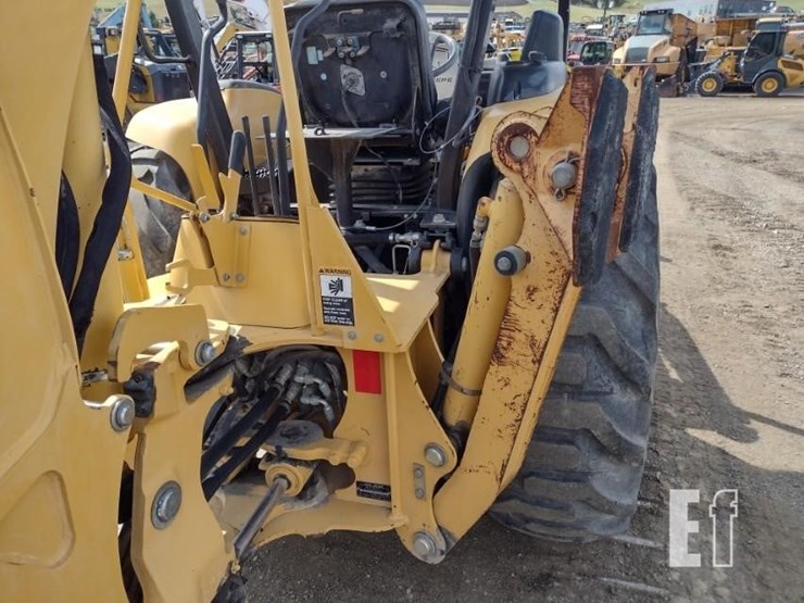 2005-deere-110-image-31