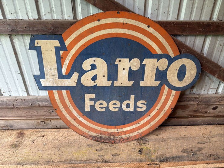 larro-feeds-image-1