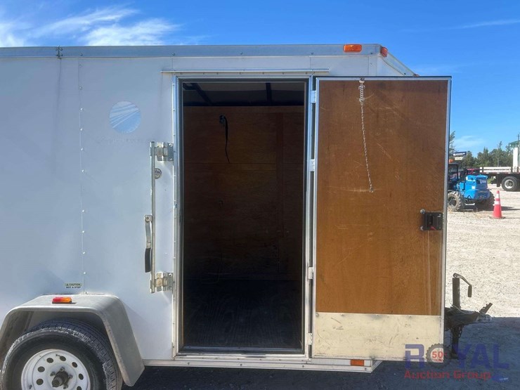 10ft-enclosed-cargo-trailer-image-9