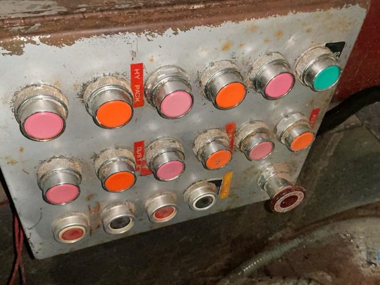 #103-•-hmc-ac-40-carriage-image-74