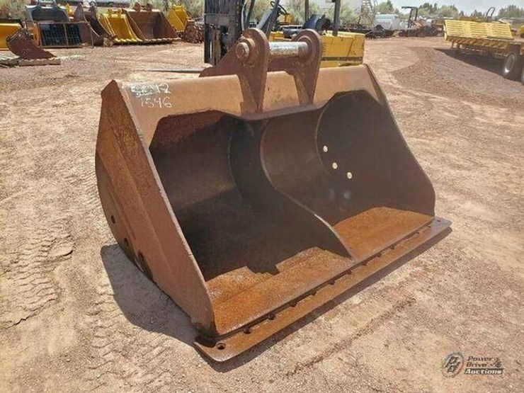 85"-excavator-grading-bucket-image-2