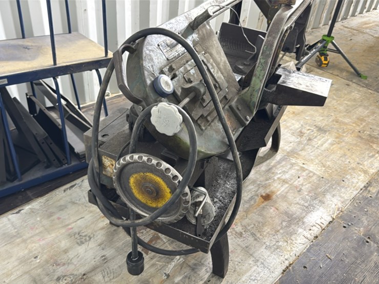 #127-•-wellsaw-metal-bandsaw-image-3