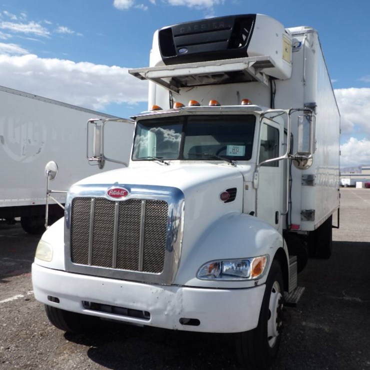 2014 PETERBILT 337