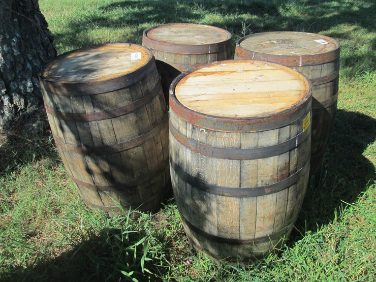#29416-•-lot-of-(4)-whiskey-barrels-image-2