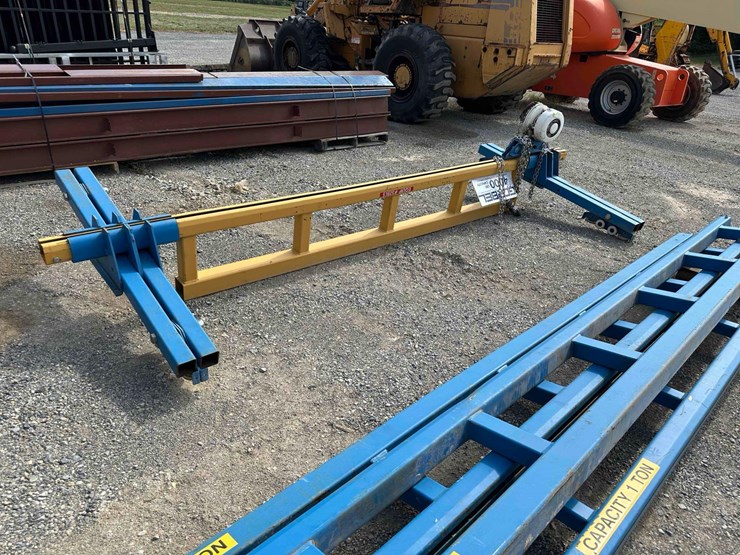 gorbel-4,000lb-crane-image-2