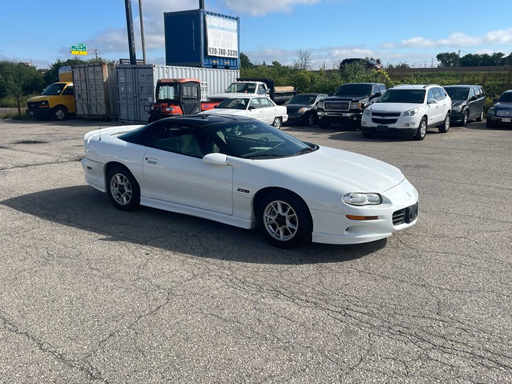 #6877-•-2000-chevy-camaro-z28-(has-wi-title)-(neenah,-wi)-image-10