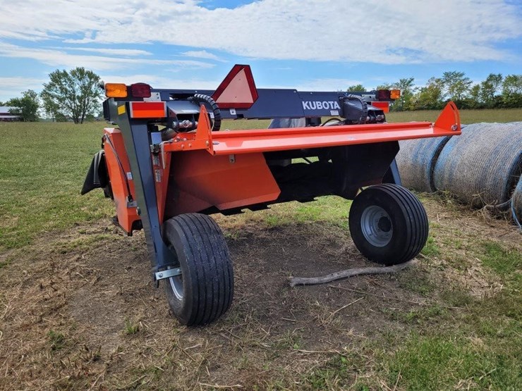 2020-kubota-disc-mower-conditioner-image-4