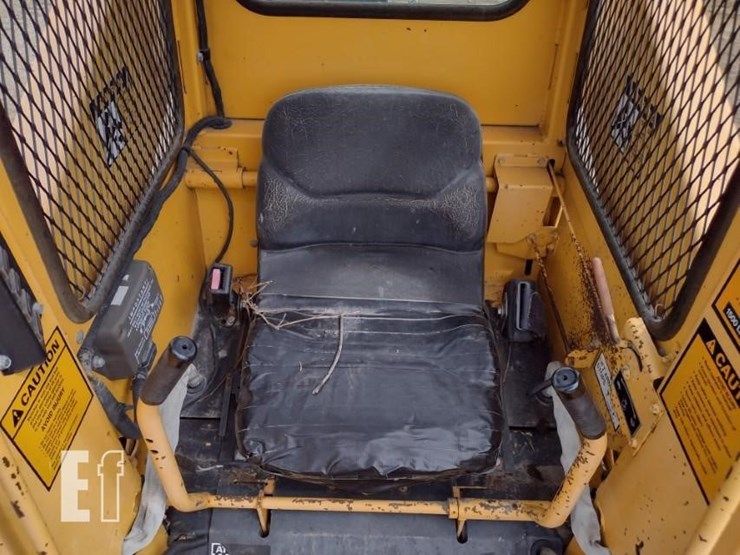 1990-deere-675b-image-10