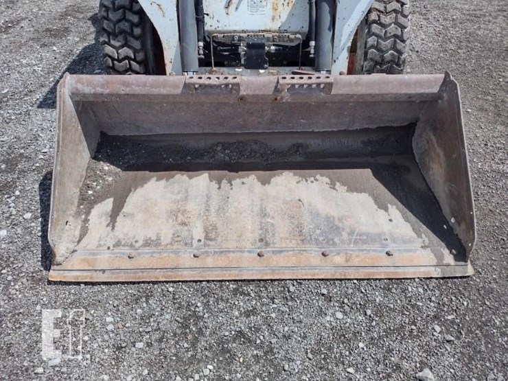 2017-bobcat-s570-image-17