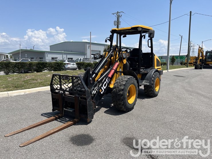 2023-jcb-407-image-1